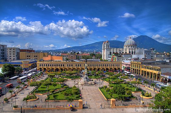 plaza libertad alvaro calero picture.jpg